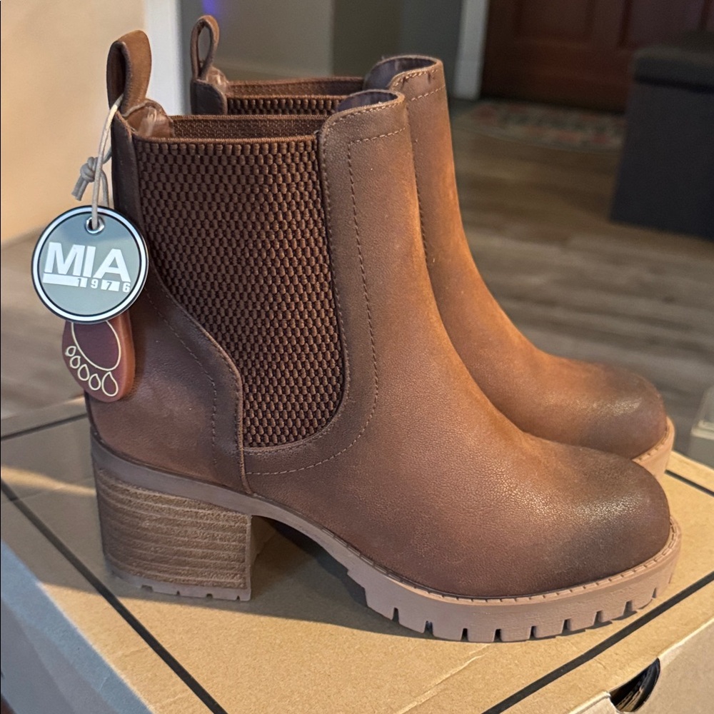 MIA Chestnut Ankle Booties